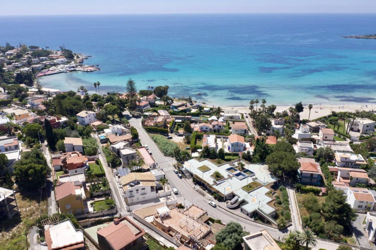 Holiday Fontane Bianche Gabriella المظهر الخارجي الصورة