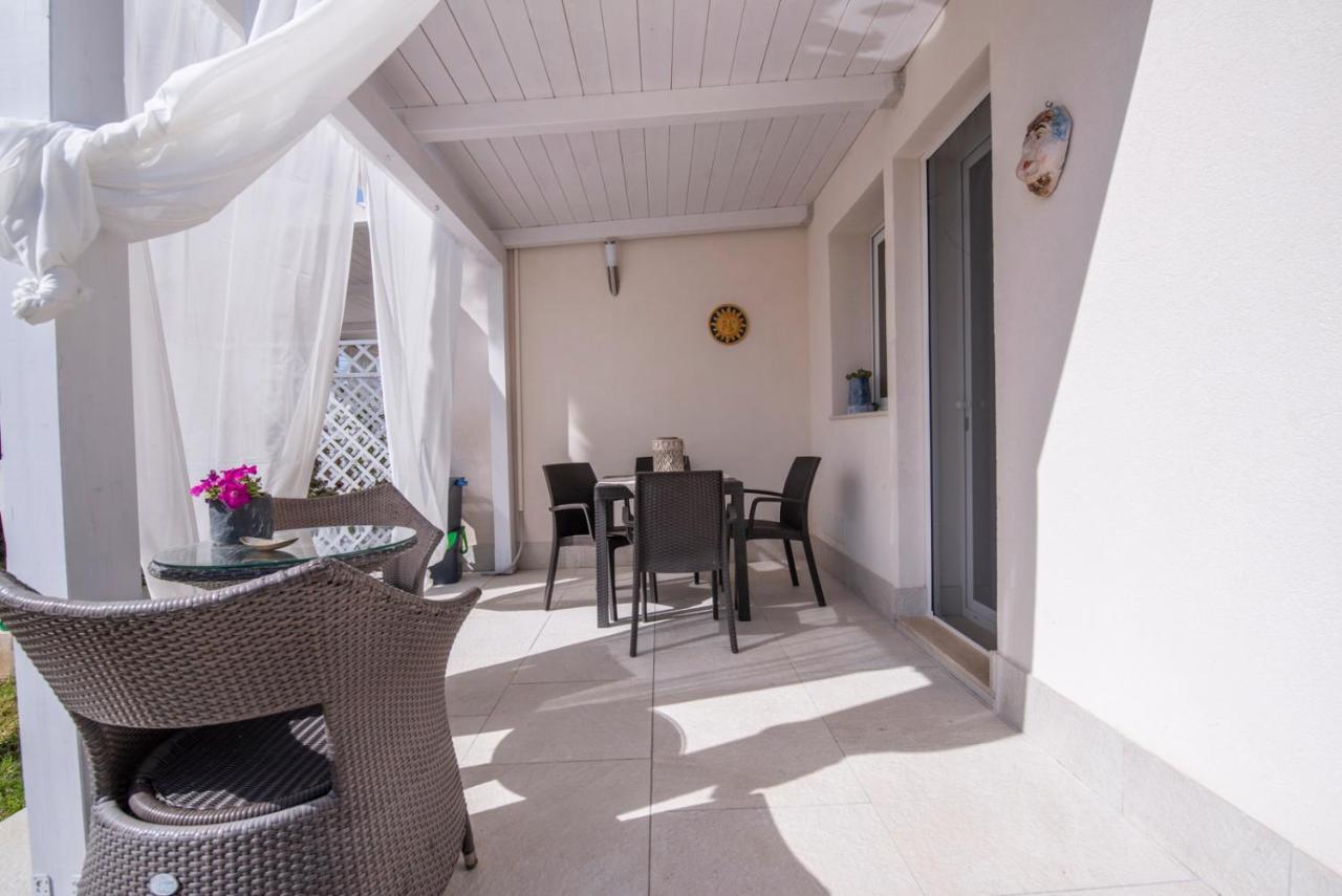 Holiday Fontane Bianche Gabriella المظهر الخارجي الصورة